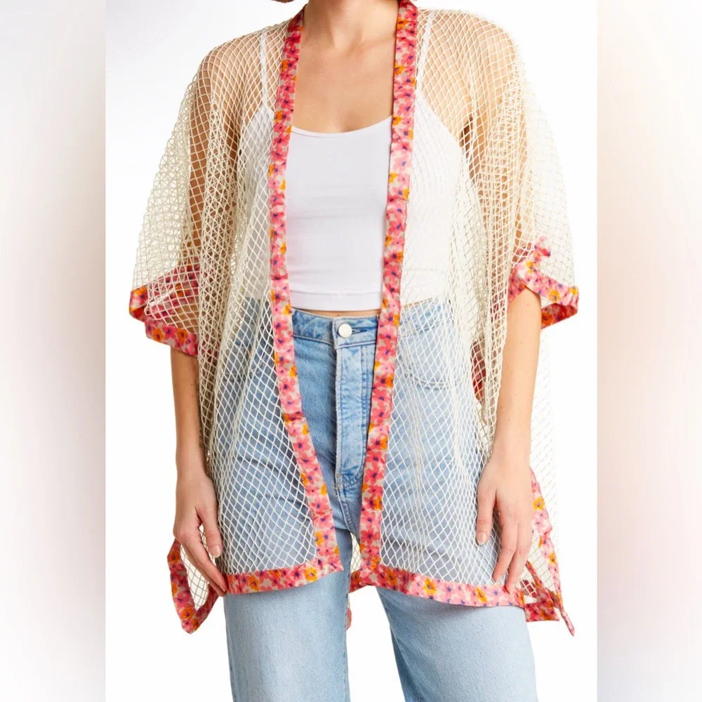 ๐NWT๐ Size: One Size, Steve Madden, Open Weave Topper in Ivory - Picture 1 of 3